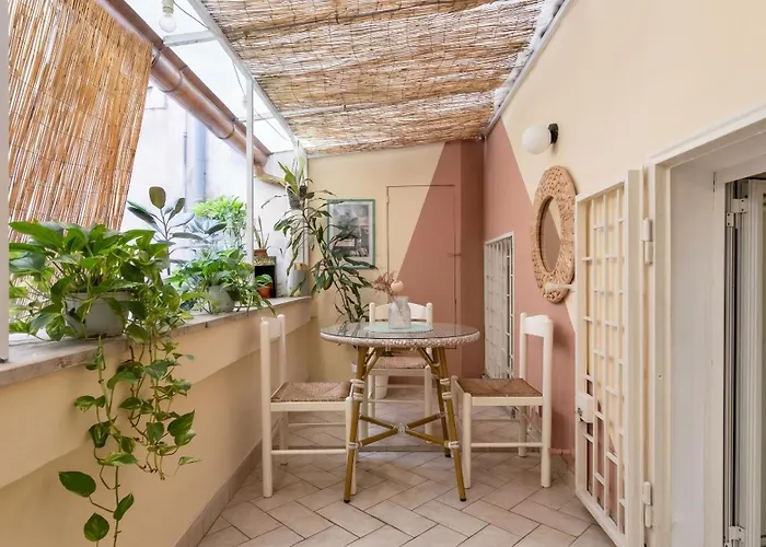 דירה Design Loft Near Colosseo רומא
