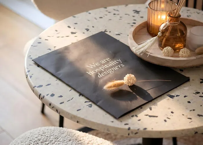 Design Loft Near Colosseo דירה רומא